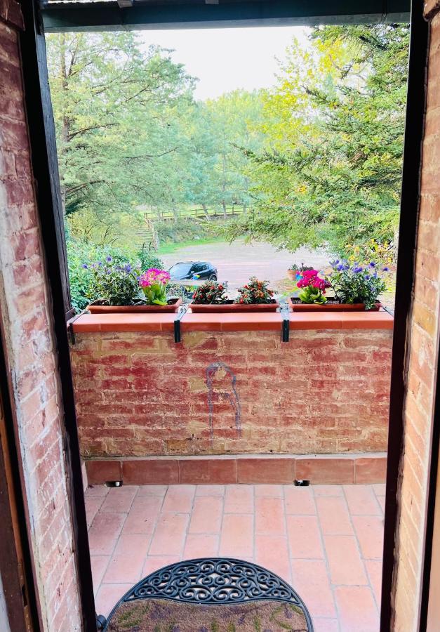 Podere La Miniera Relax & Food Siena Exterior photo